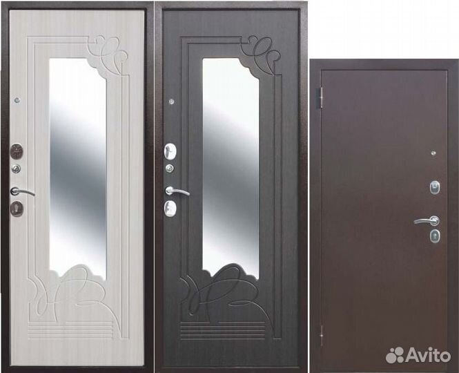 Входная дверь со склада с зеркалом