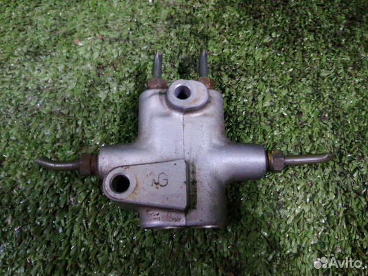 Распределитель тормозной Honda Logo GA3 D13B 2000