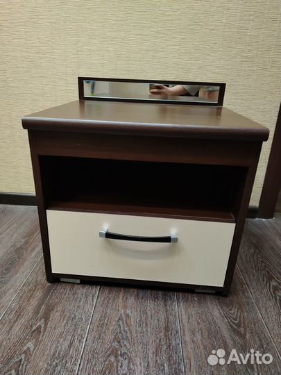 Прикроватная тумба