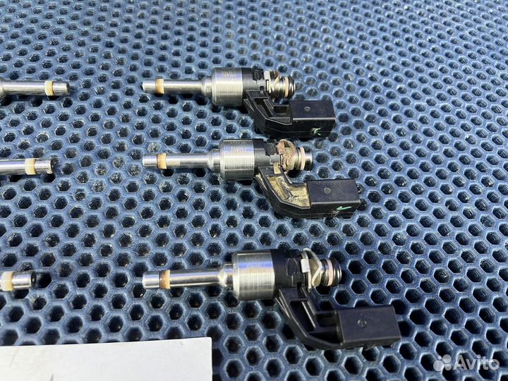 Форсунка топливная Touareg NF / FL 3.6 fsi