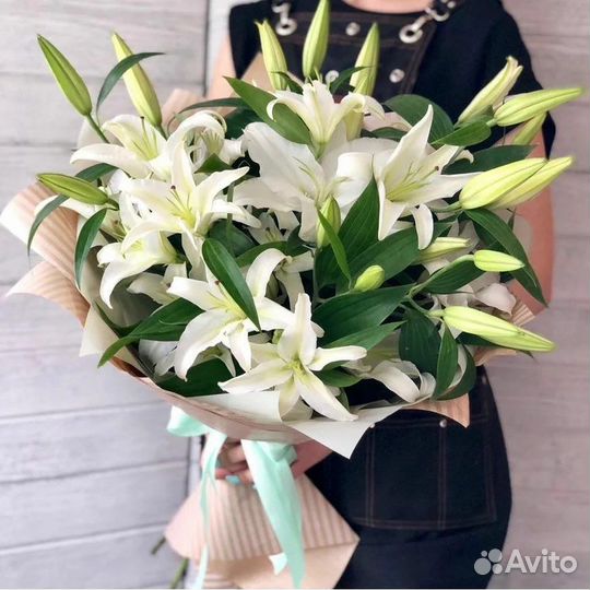 Букет из Лилий. Цветы с Доставкой