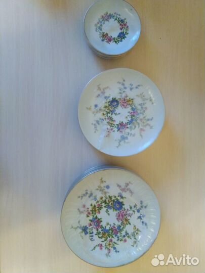 Сервиз столовый-чайный из советских времен