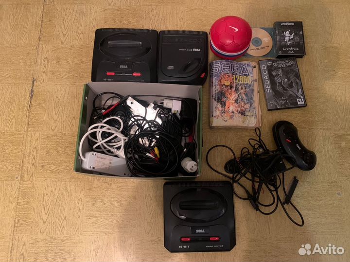 Sega Mega Drive 2 + Sega Mega CD (GB)