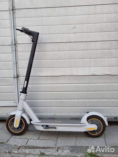 Электросамокат Ninebot g30lp