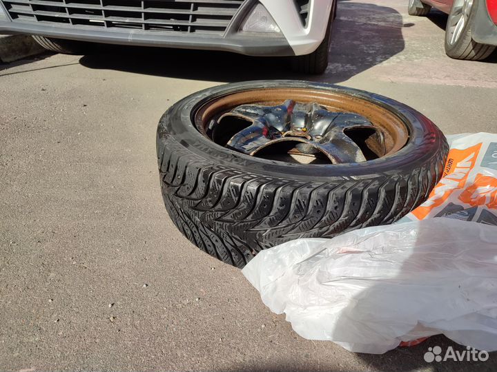 Yokohama Ice guard stud 215/50/r17 95t на дисках