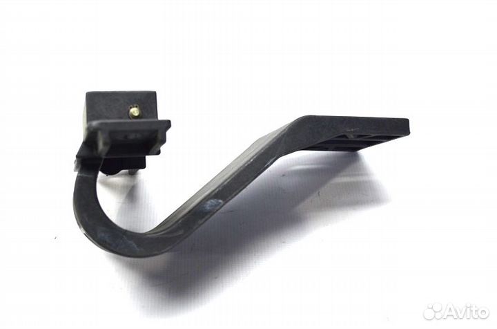 Петля люка бокового ящика кабины iveco Stralis (01