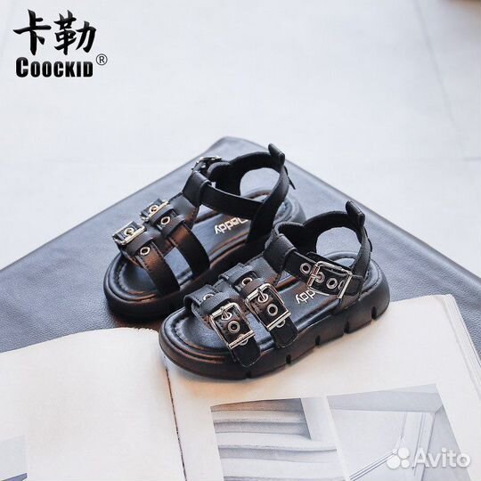 Сандалии для девочки и мальчиков