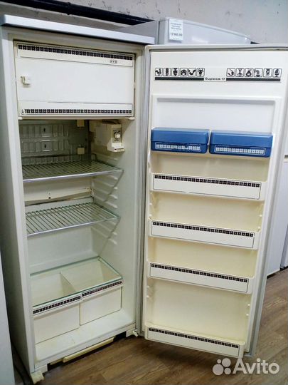 Холодильник 