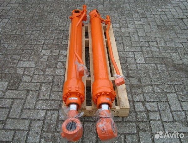 Гидроцилиндр ковша Doosan DX300-5/7