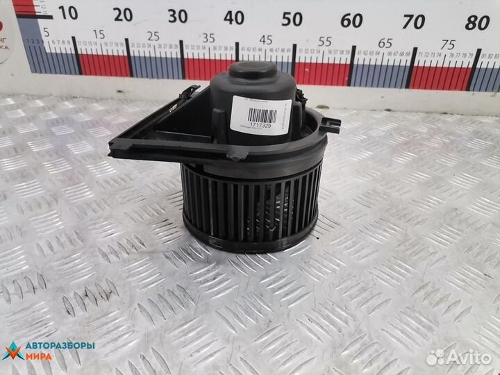 Моторчик печки Volkswagen Polo 3 1999 1J1819021C