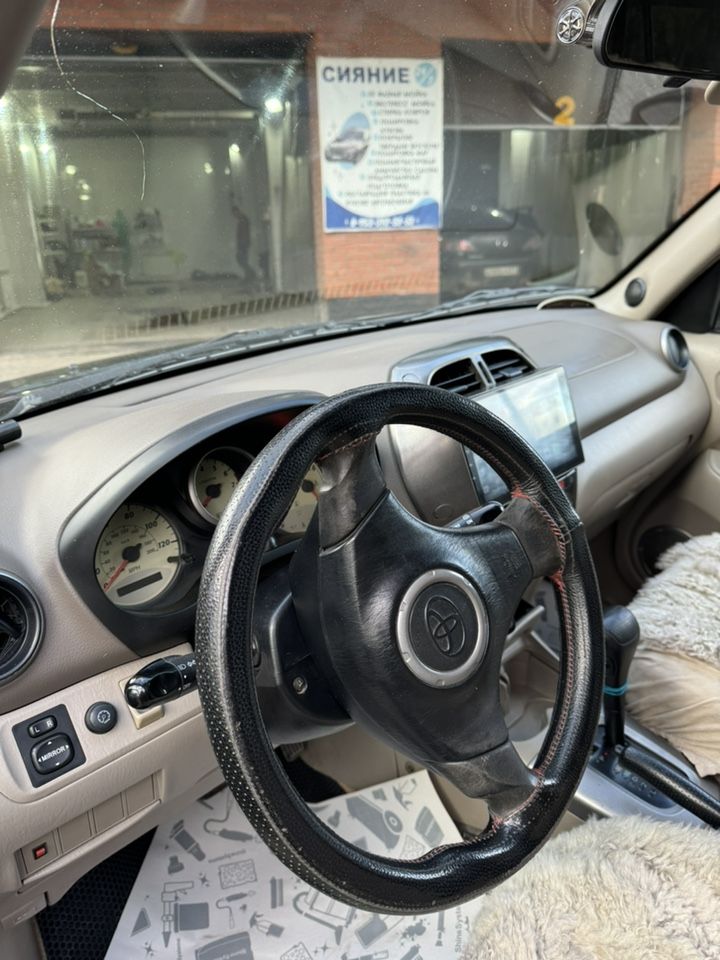 Toyota RAV4: фото владельца