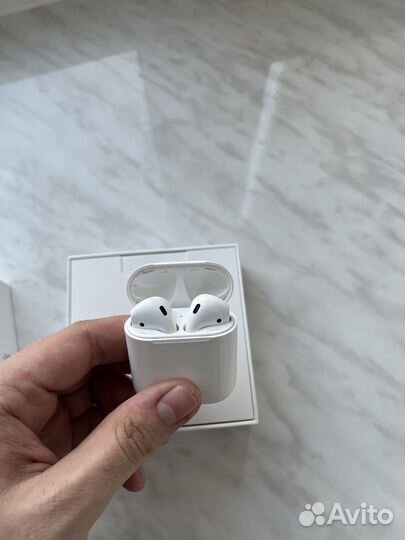 Apple air pods 2