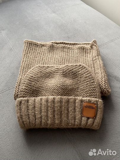 Комплект шапка и шарф