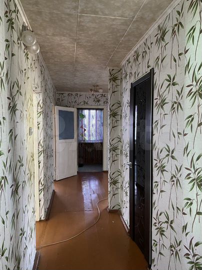 3-к. квартира, 70 м², 1/1 эт.