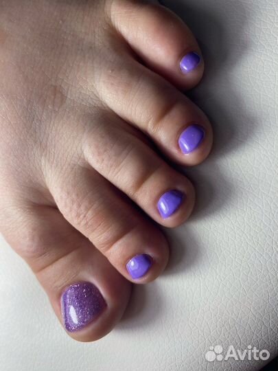 Маникюр и педикюр