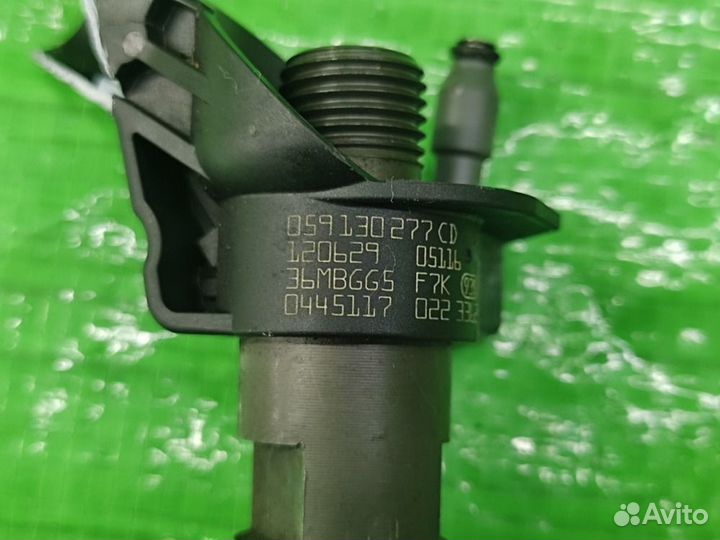 Форсунка 3.0 TDI CRC/CJM 059130277CD VAG