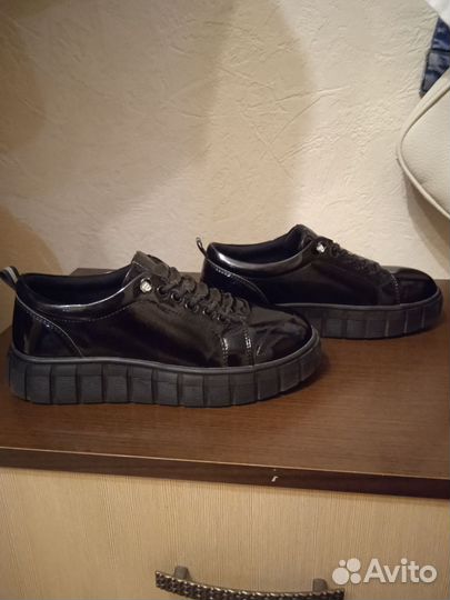 Полуботинки