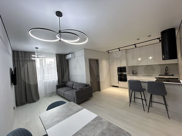 4-к. квартира, 85 м², 11/16 эт.