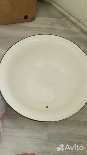 Таз эмалированный