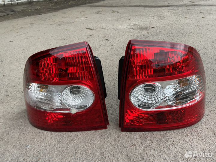 Продам фары на приору задние