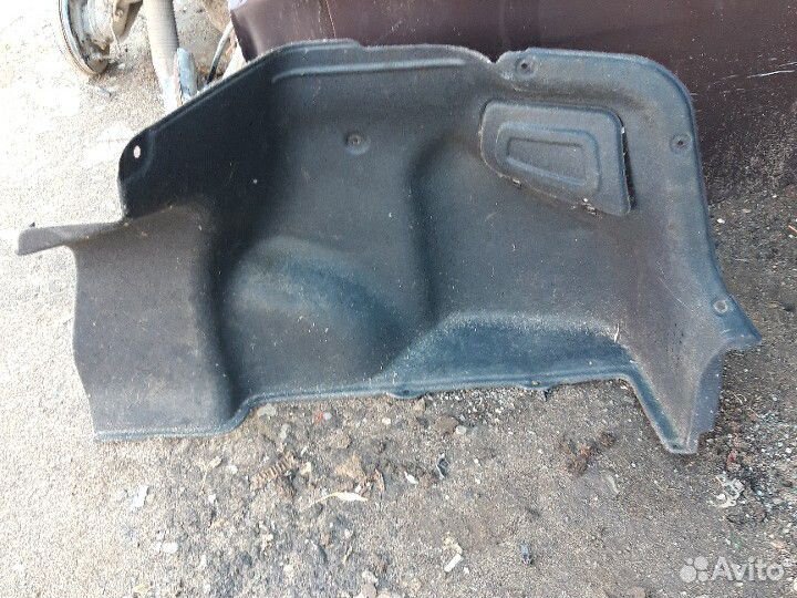 Боковина багажника Киа Рио 3