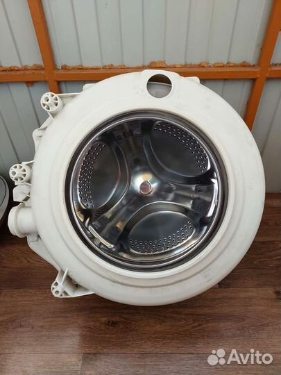 Бак с барабаном стиральной машины Indesit