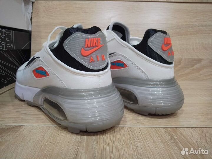 Кроссовки женские Nike air Max 2090 white black