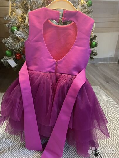 Платье нарядное 104