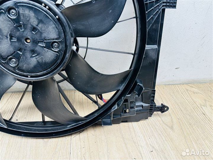 Вентилятор радиатора Mercedes Benz E-Klasse W213