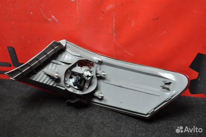 Фонарь задний левый toyota camry ACV40