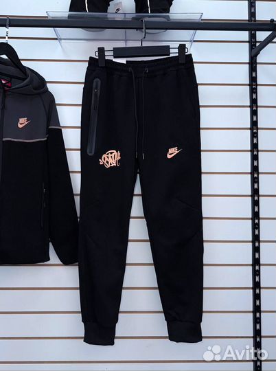 Спортивный костюм мужской Nike Tech Syna