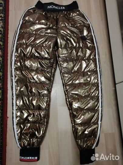 Женский зимний костюм