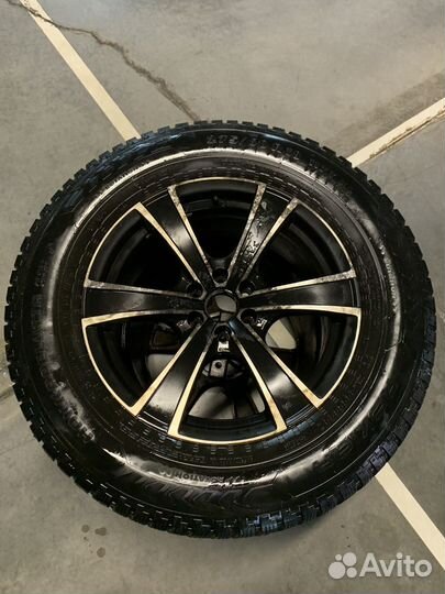 Nokian Tyres Hakkapeliitta 5 SUV 275/60 R18 117T