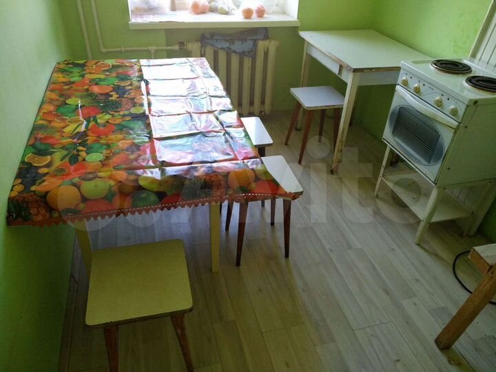 2-к. квартира, 56 м², 2/3 эт.