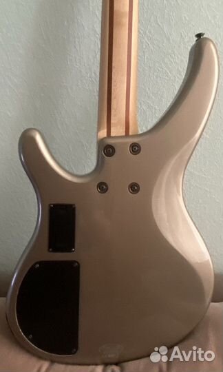 Бас-гитара Yamaha trbx304