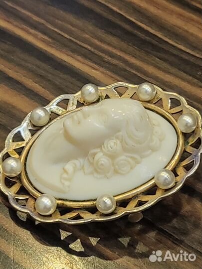 Брошь камея антикварная