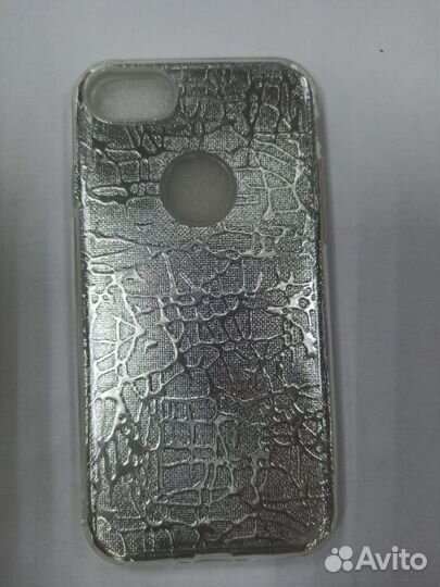 Чехлы на iPhone 7/8