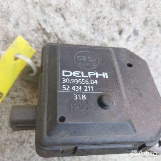 Моторчик отопителя Opel Astra H