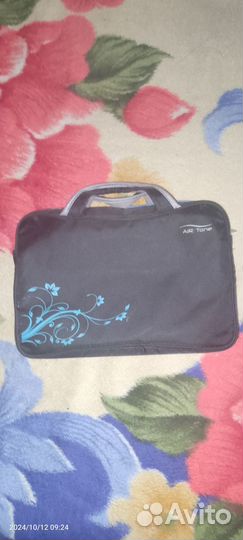 Продам нетбук