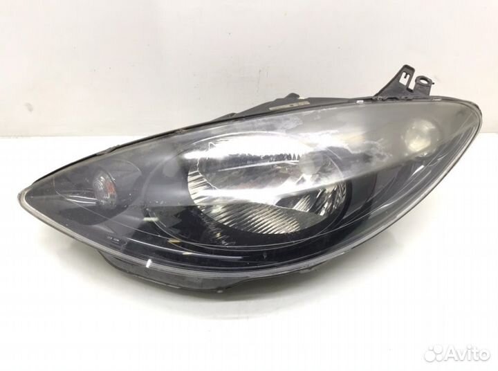 Фара левая Peugeot 1007 1.4 HDI 2008