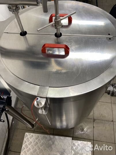 Сыроизготовитель полуавтомат на 150л