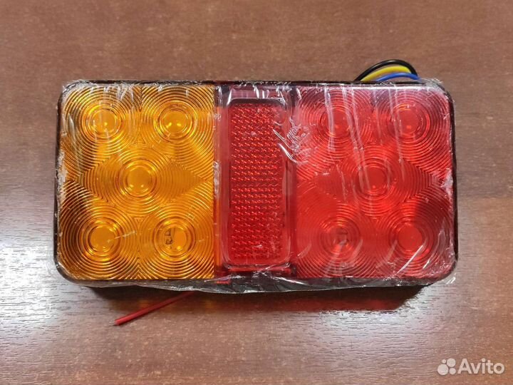 Фонарь задний LED на легковой прицеп