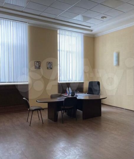 Офис, 1000 м²