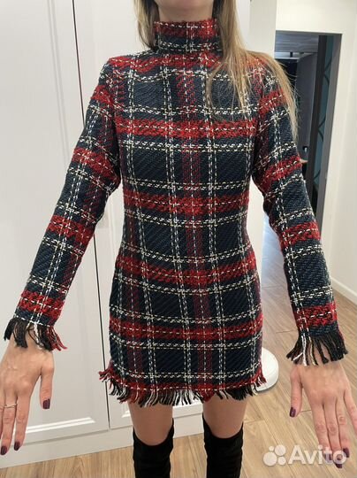 Платье новое твидовое