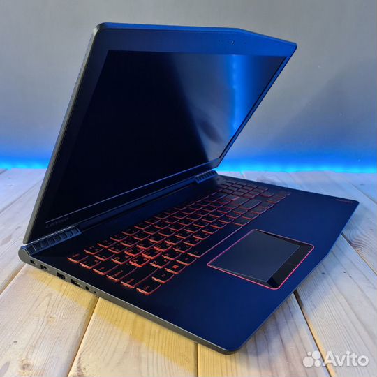 Игровой ноутбук Lenovo Legion Y520-15ikbn