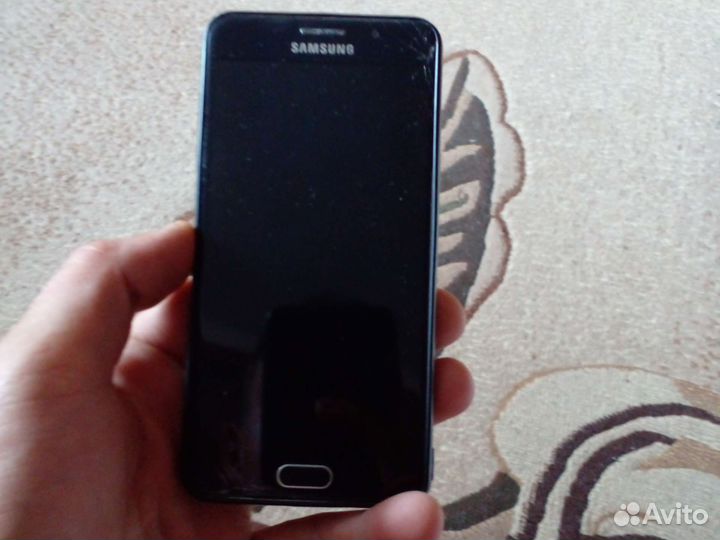 Телефон Samsung