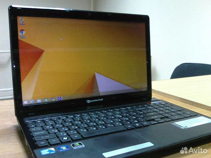 Packard Bell TM86 (NEW91) в разборе