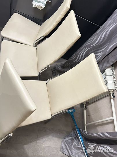 Стулья 4 штуки бу