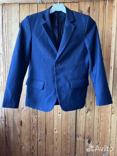 Школьный костюм