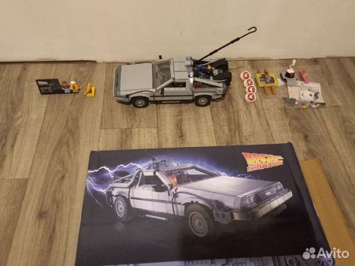 Конструктор аналогедо DeLorean Back to the future